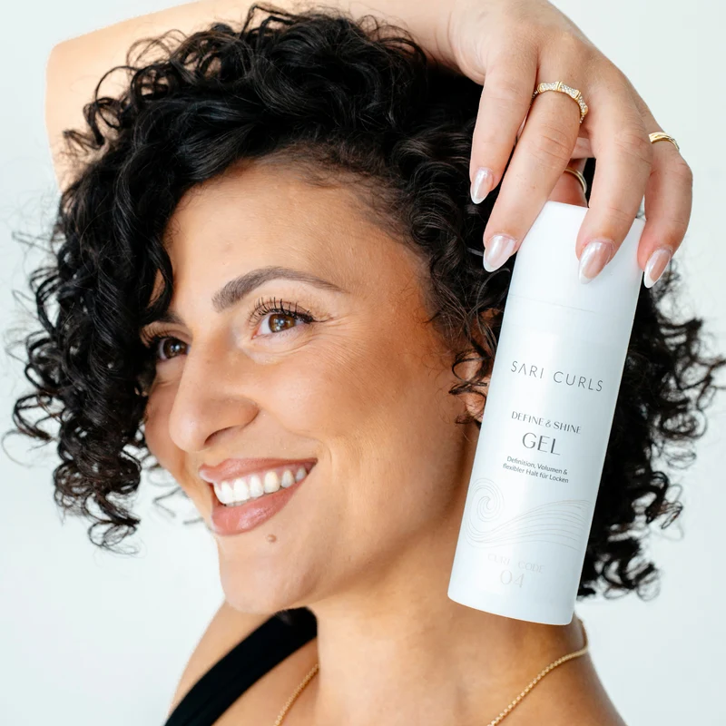 SARI CURLS | Define & Shine Gel