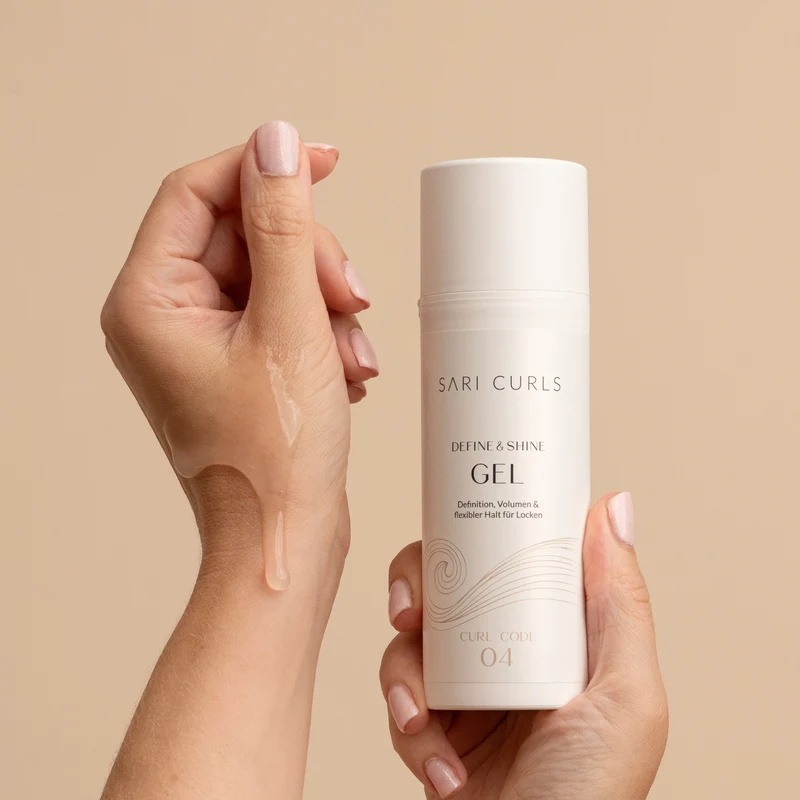 SARI CURLS | Define & Shine Gel