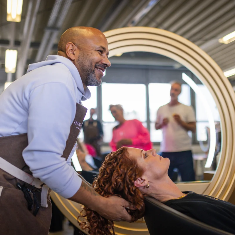Look & Learn mit The Curly Scott