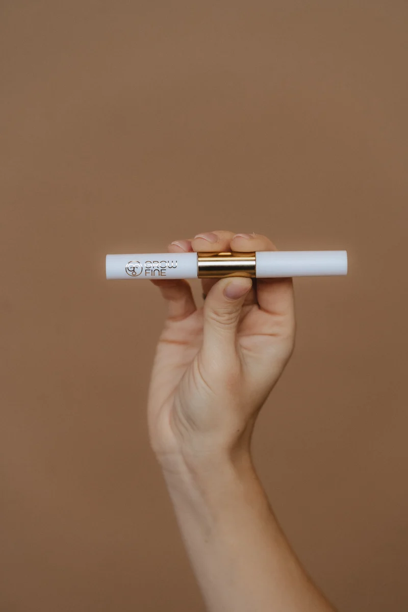SALE: Wimpern- & Augenbrauenserum - für stärkeres und volleres Wachstum - hormonfrei