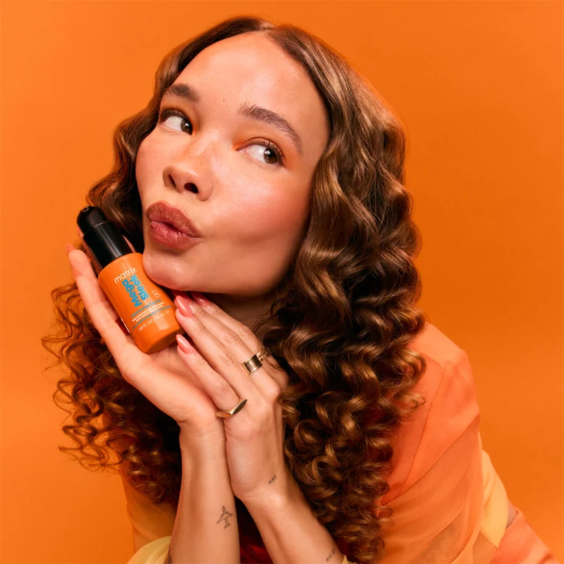 Mega Sleek 96H Anti Frizz Topcoat Oil 50ml