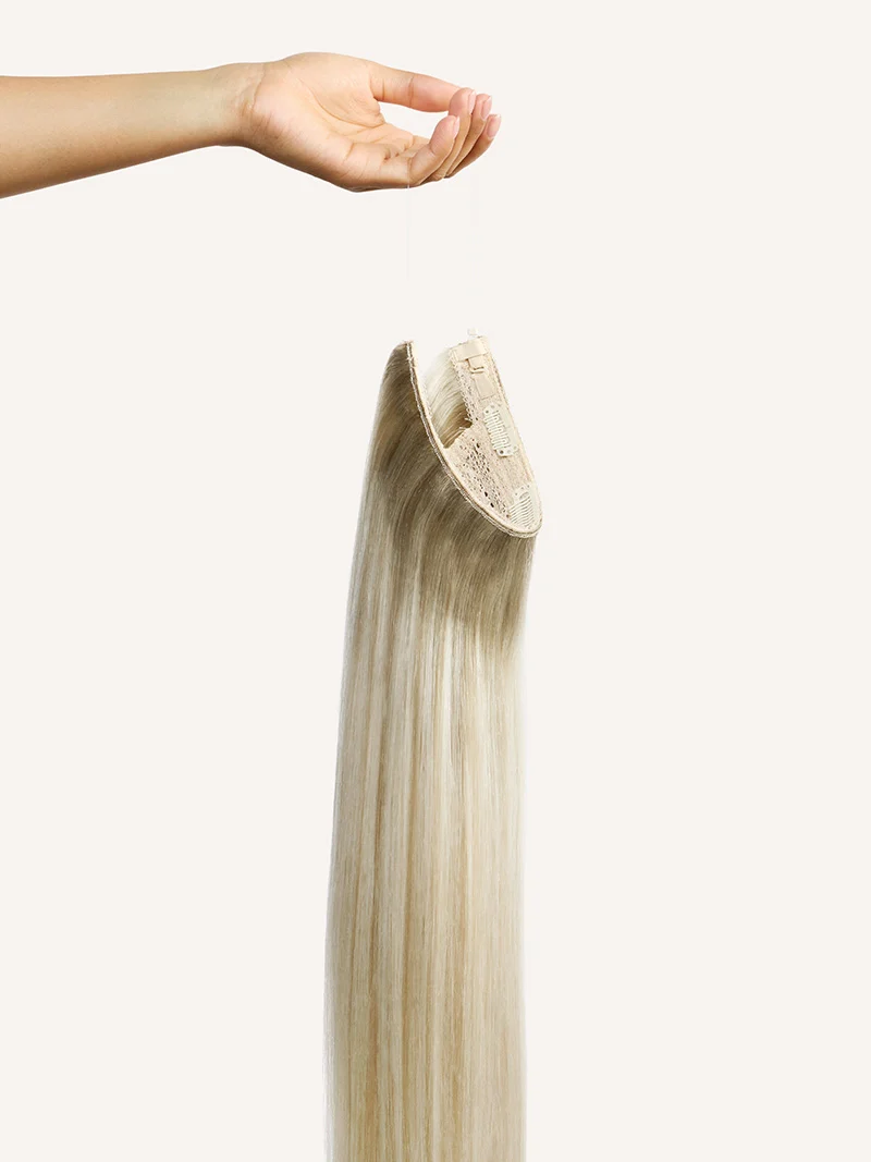 20" Dimensional Buttery Champagne Blonde Root Melt Halo® Hair Extensions (180g)