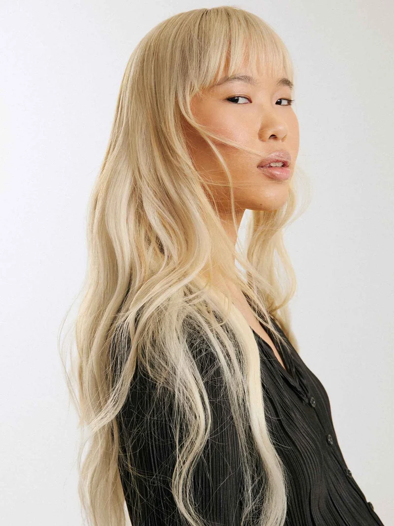 20" Platinum Blonde Halo® Hair Extensions (180g)