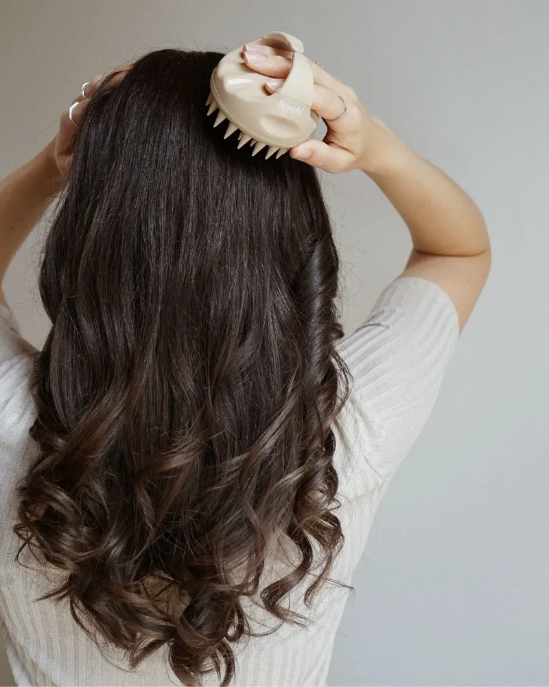Scalp Brush