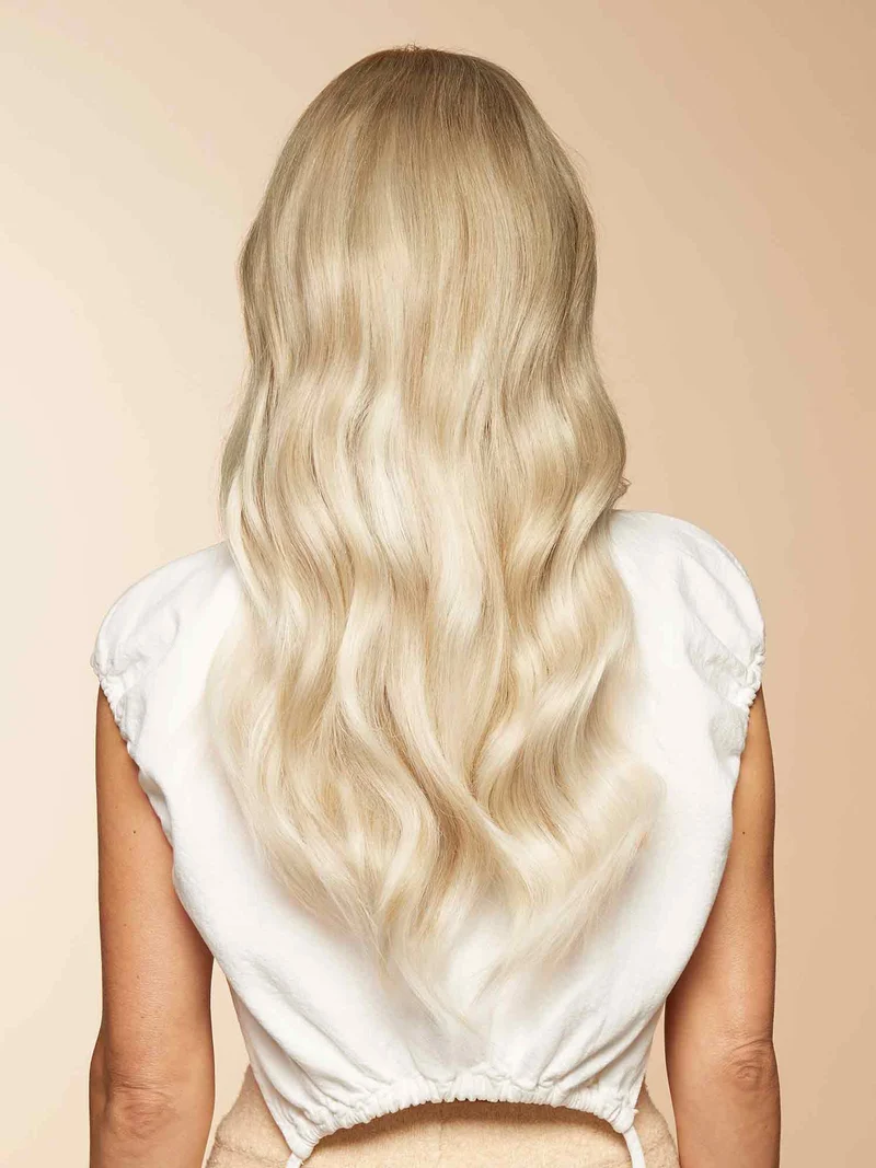 20" Beige Blonde Balayage Halo® Hair Extensions (180g)