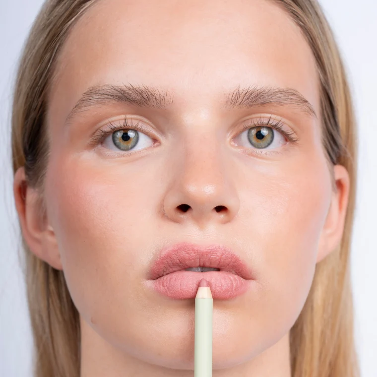 Soft Lipliner