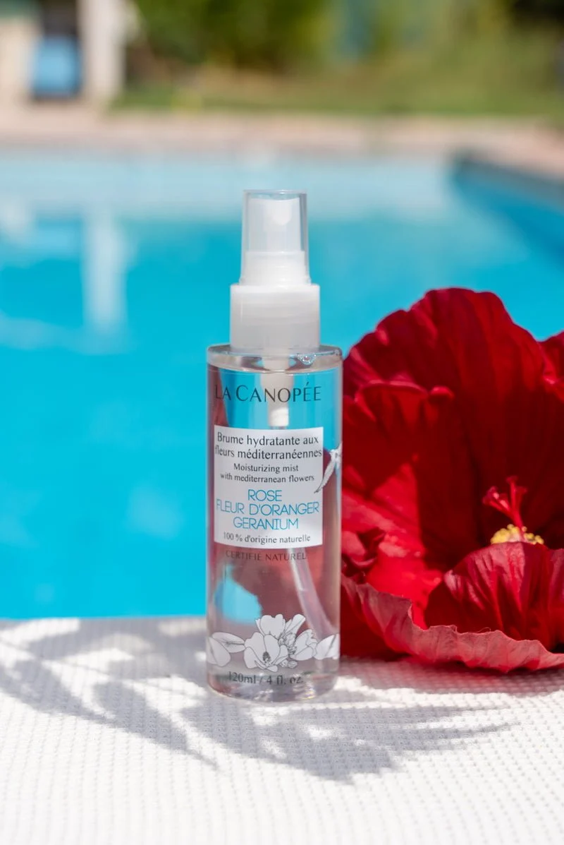 Moisturizing Mist With Mediterranean Flowers