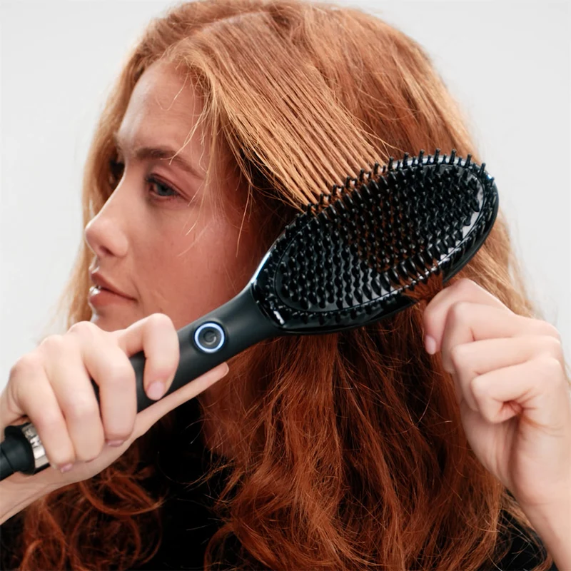 Glide+ Smoothing Hot Brush