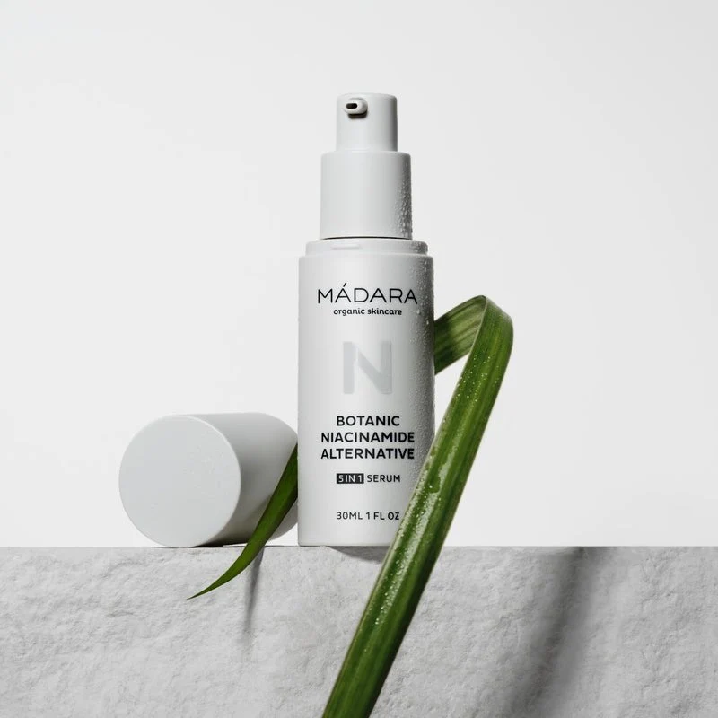 Botanic Niacinamide Alternative 5-in-1 Serum 15 ml MHD 10/26