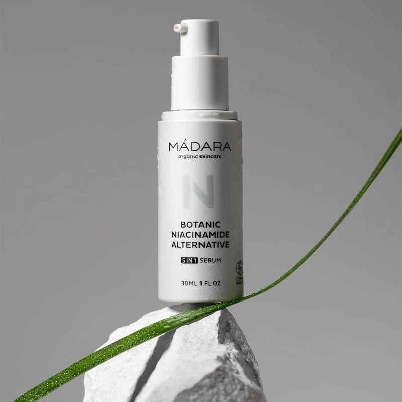 Botanic Niacinamide Alternative 5-in-1 Serum 15 ml MHD 10/26
