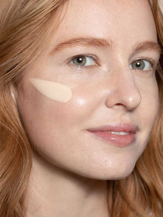 Super Serum Skin Tint LSF 30 30 ml MHD 05/26-11/26