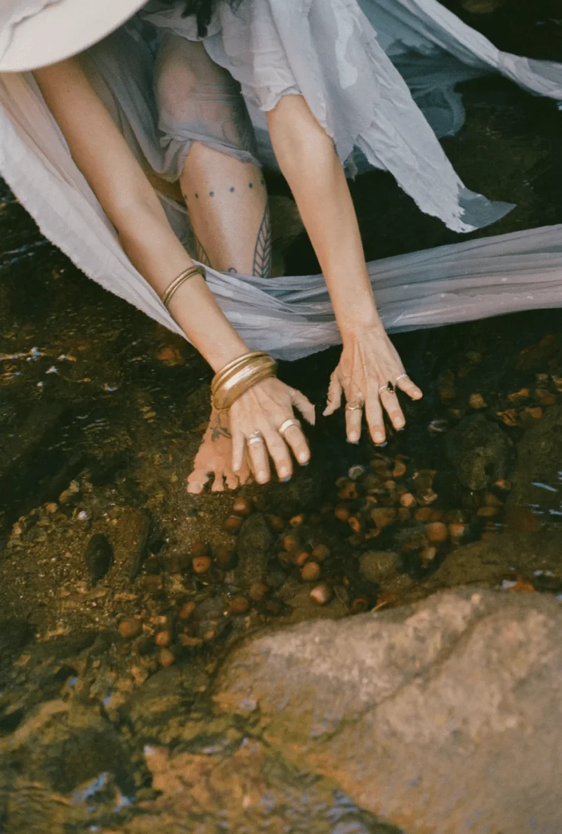 Agua De La Madre | A Tribute to Wild Lands + Sacred Waters 118 ml
