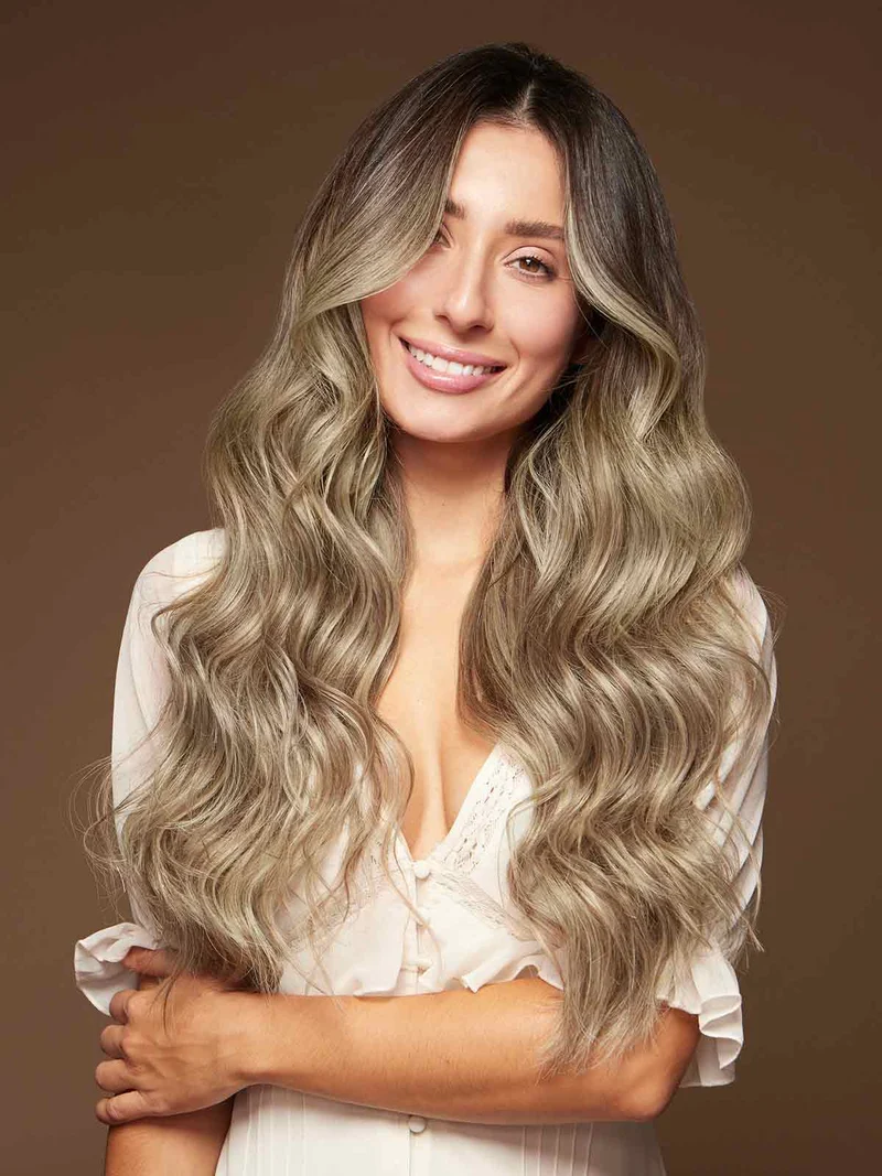 20" Classic Ash Brown Highlights Clip-Ins (160g)