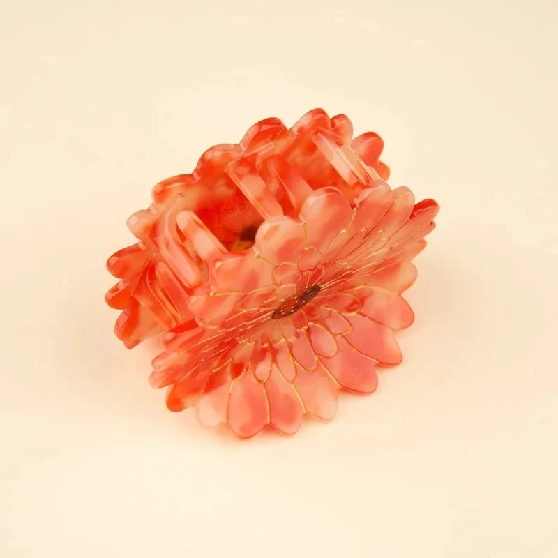 Dahlia Hair Claw