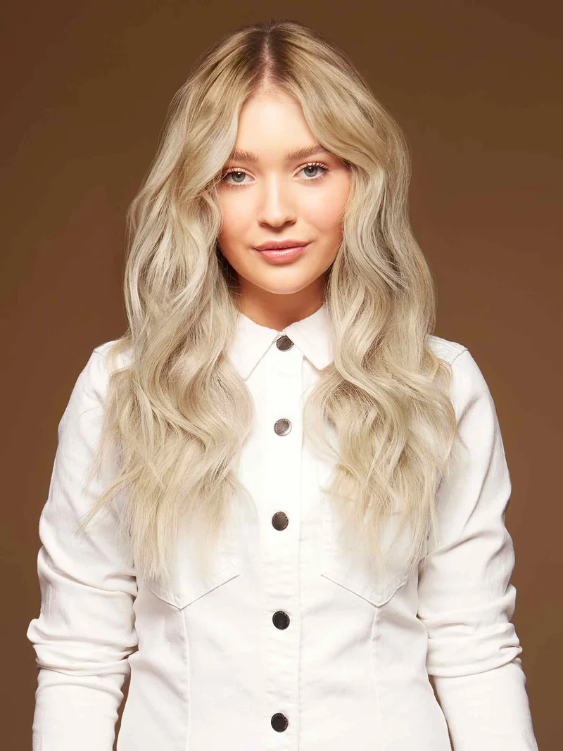 16" Classic Dimensional Beige Blonde Clip-Ins (160g)