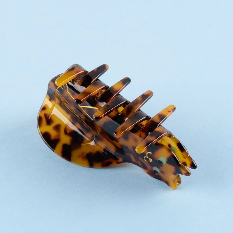 Bengal Cat Hair Claw