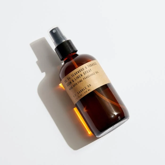No. 04 Teakwood & Tobacco Room & Linen Spray