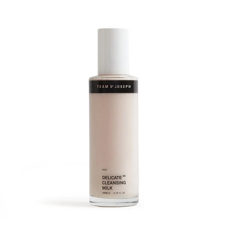 Delicate Cleansing Milk