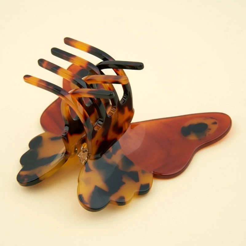 Moth Hair Claw