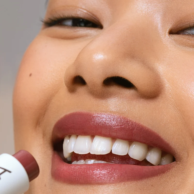 Balmy Tint Hydrating Lip Balm 4,4 g