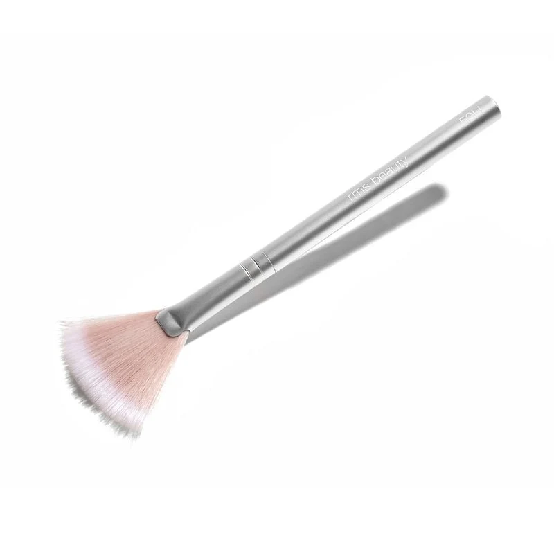 Skin2Skin Classic Fan Brush