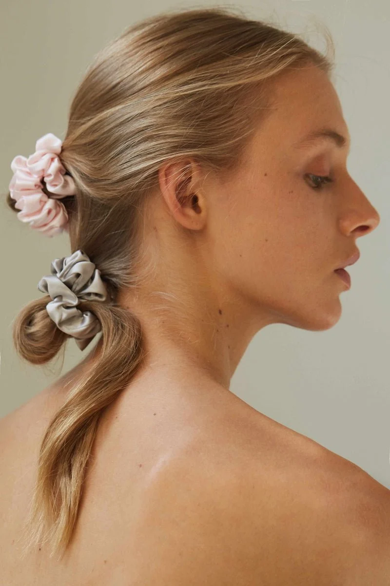 Silk Scrunchie Silver Grey