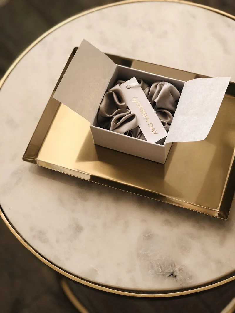 Silk Scrunchie Silver Grey