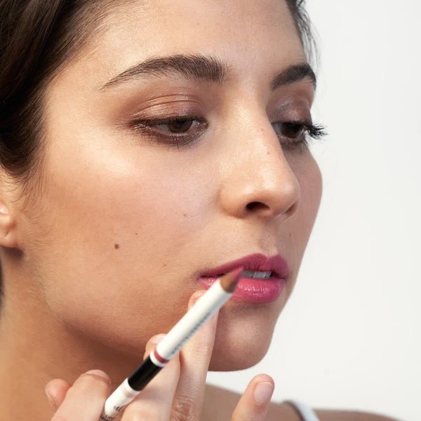 Lustec Correcting Lipliner 2 x 0,52 g