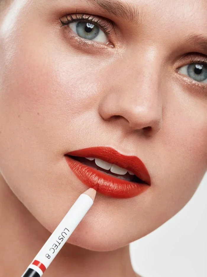 Lustec Correcting Lipliner 2 x 0,52 g