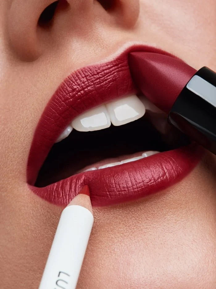 Lustec Correcting Lipliner 2 x 0,52 g