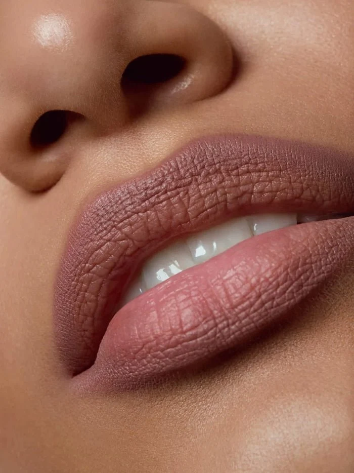 Lustec Correcting Lipliner 2 x 0,52 g