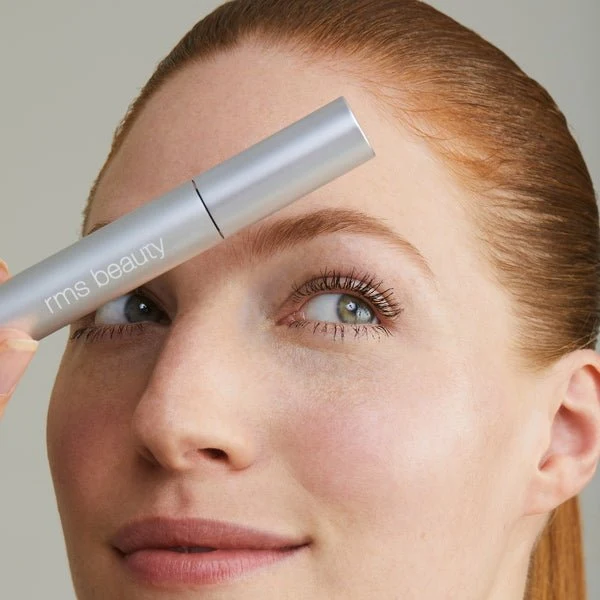 Straight Up Volumizing Peptide Mascara