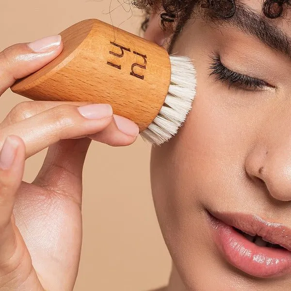 The Facial Dry Brush