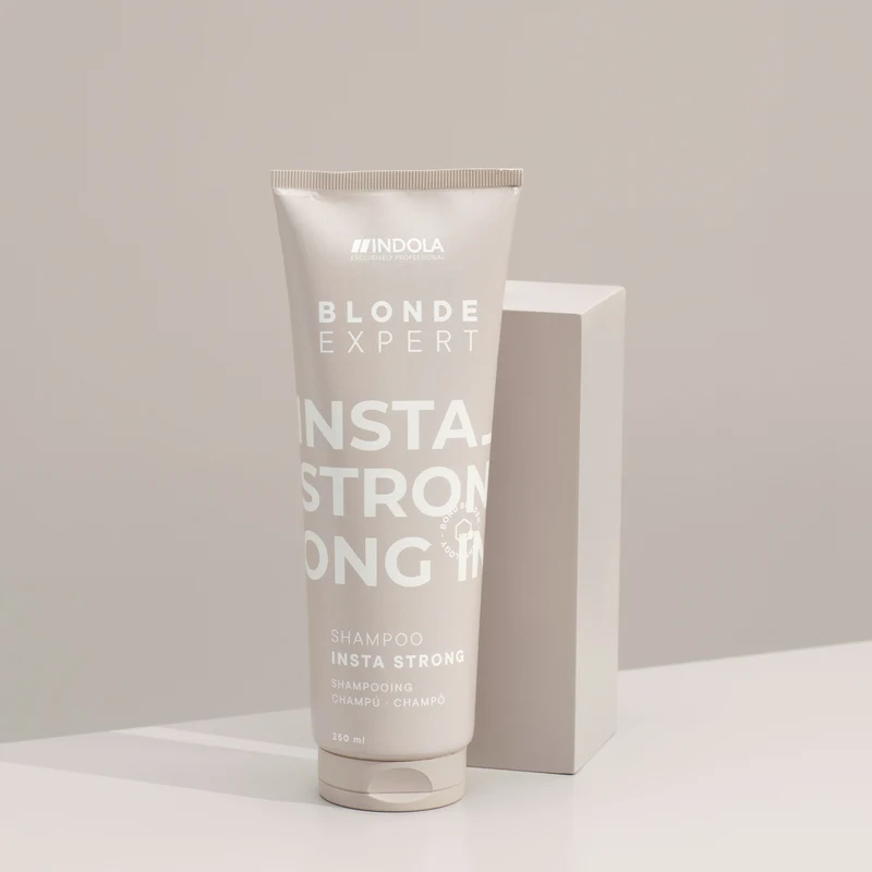 Indola Blonde Expert Insta Strong Shampoo