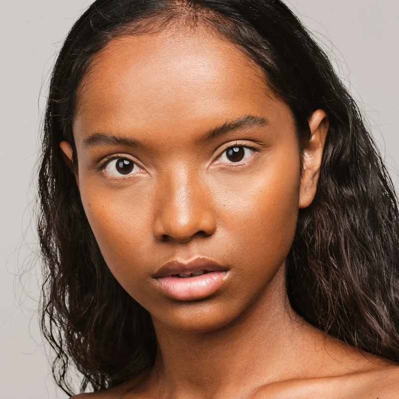 Skin Equal Soft Glow Foundation SPF20 30 ml