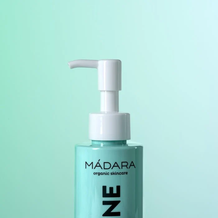 Acne Sebum Control Clear Skin Wash 140 ml