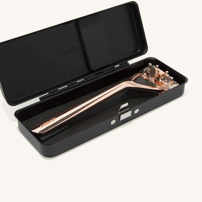 The Leaf Travel Case