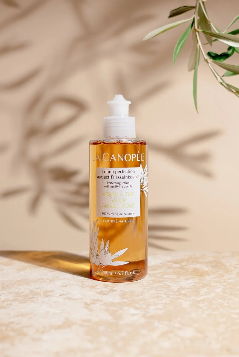 Perfecting Lotion With Purifying Agents