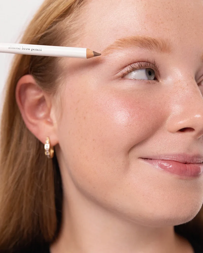 Almond Brow Pencil 1.1 g