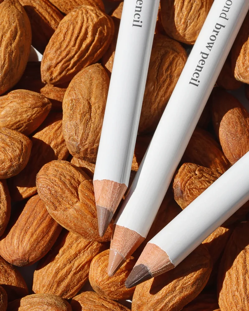 Almond Brow Pencil 1.1 g